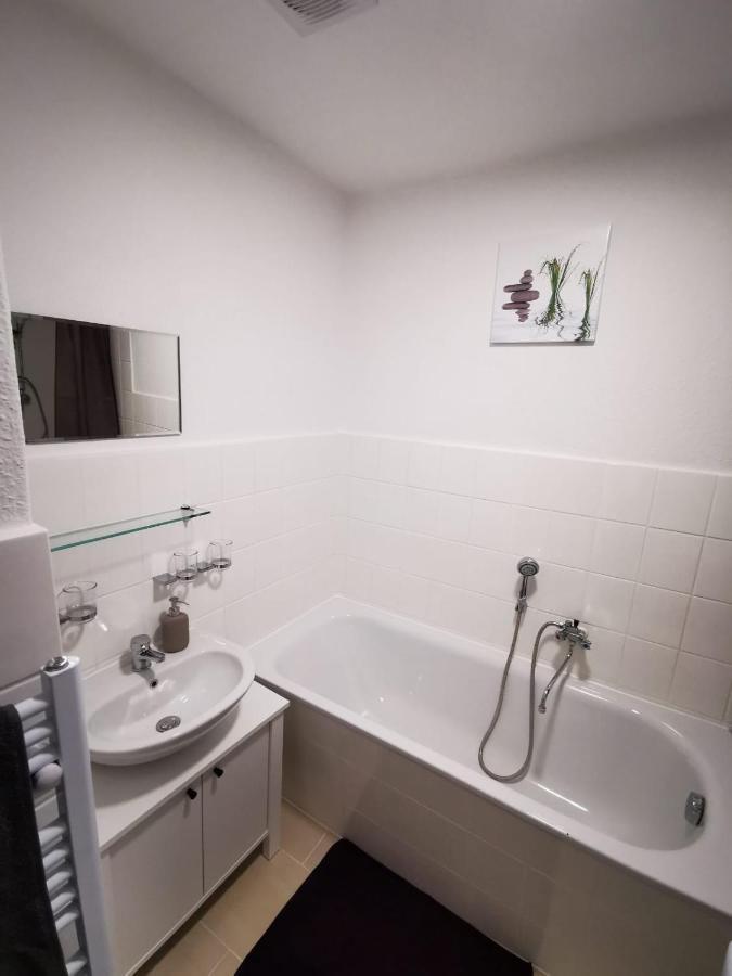 Zentral Und Ruhig In Chemnitz Apartment Luaran gambar